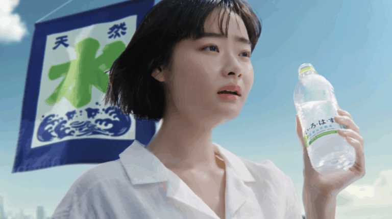 コカ・コーラボトラーズジャパン　いろはす「日本の夏を冷やす」篇